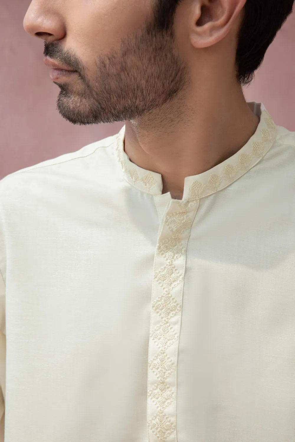 Embroidered Karandi Kurta