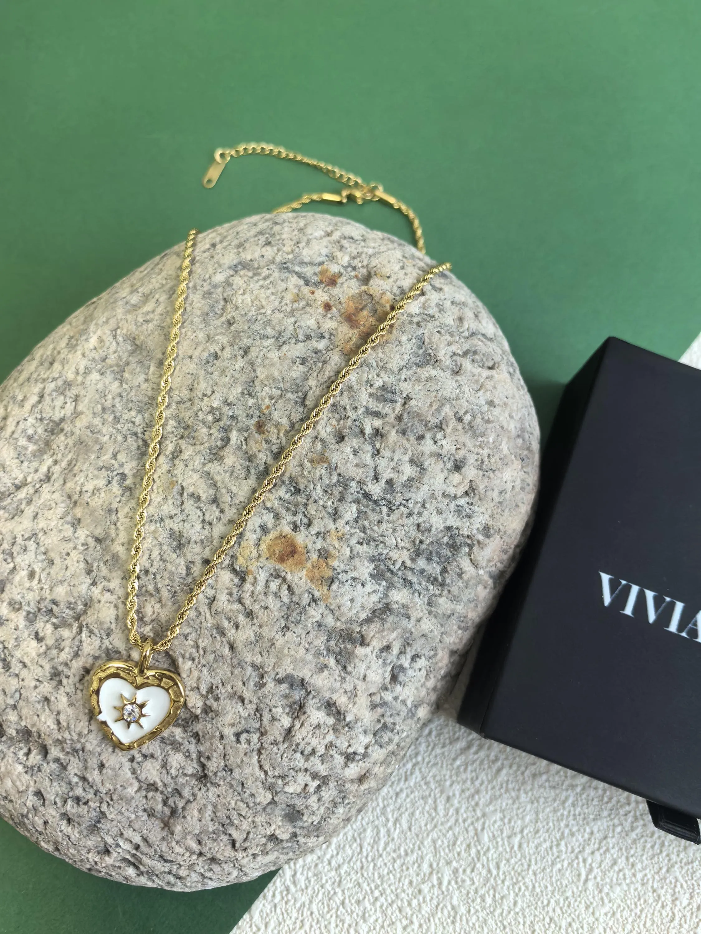 Love Zircon Titanium Steel Heart Chain Pendant Dainty Delicate Necklace