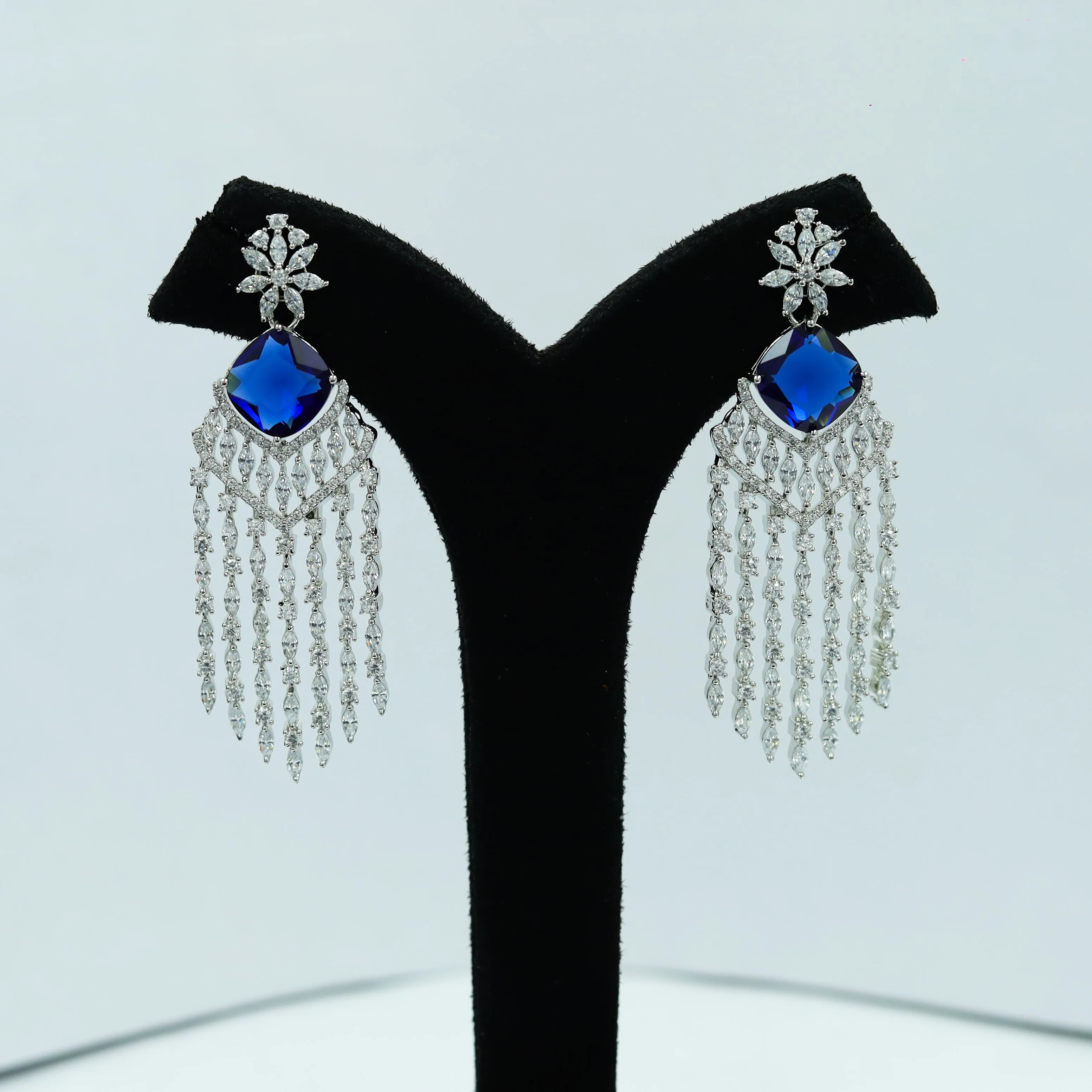 Manish Malhotra Inspired Round Neck Zircon/AD Necklace Set 11897-69
