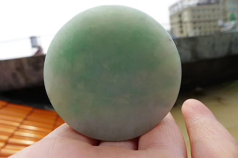 Natural Jade Rough Jadeite Raw (110g,5.2X5.2X1.55cm)