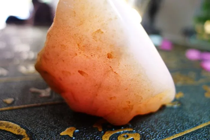 Natural Jade Rough Jadeite Raw (112g,5.4X4.1X3.3cm)