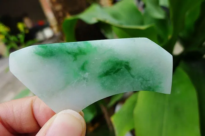 Natural Jade Rough Jadeite Raw (23g,6.4X3.4X0.4cm)