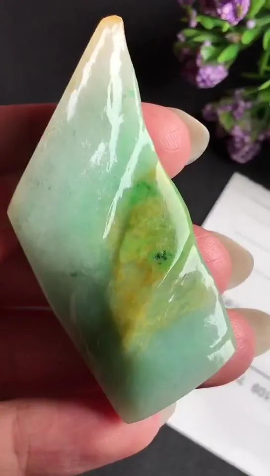 Natural Jade Rough Jadeite Raw (5.4x2.4x0.8cm)-S3202