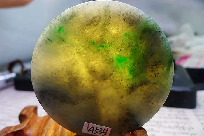Natural Jade Rough Jadeite Raw (63g,5.6X0.75cm)