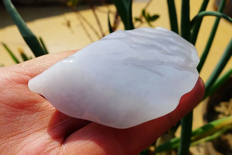 Natural Jade Rough Jadeite Raw (88.6g,6.9X4.6X1.6cm)