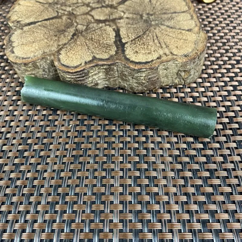 Natural Kunlun Jade Rough Nephrite Raw (65g,10.6X1.6cm)