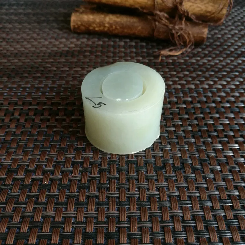 Natural Kunlun Jade Rough Nephrite Raw (g,3.7X2.5cm)