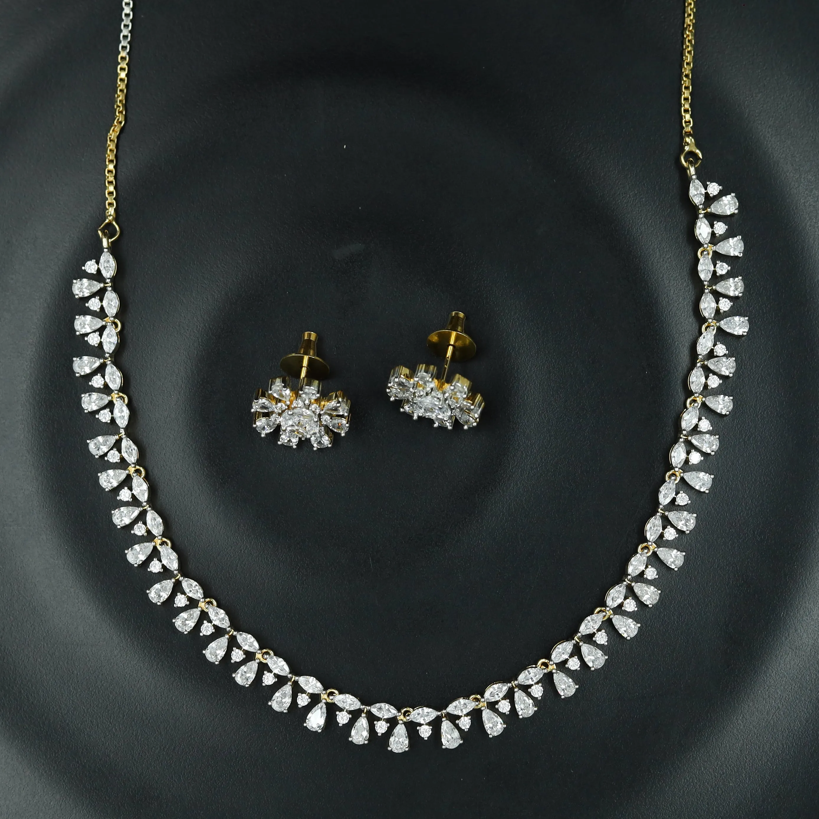 Round Neck Zircon/AD Necklace Set 11631-08