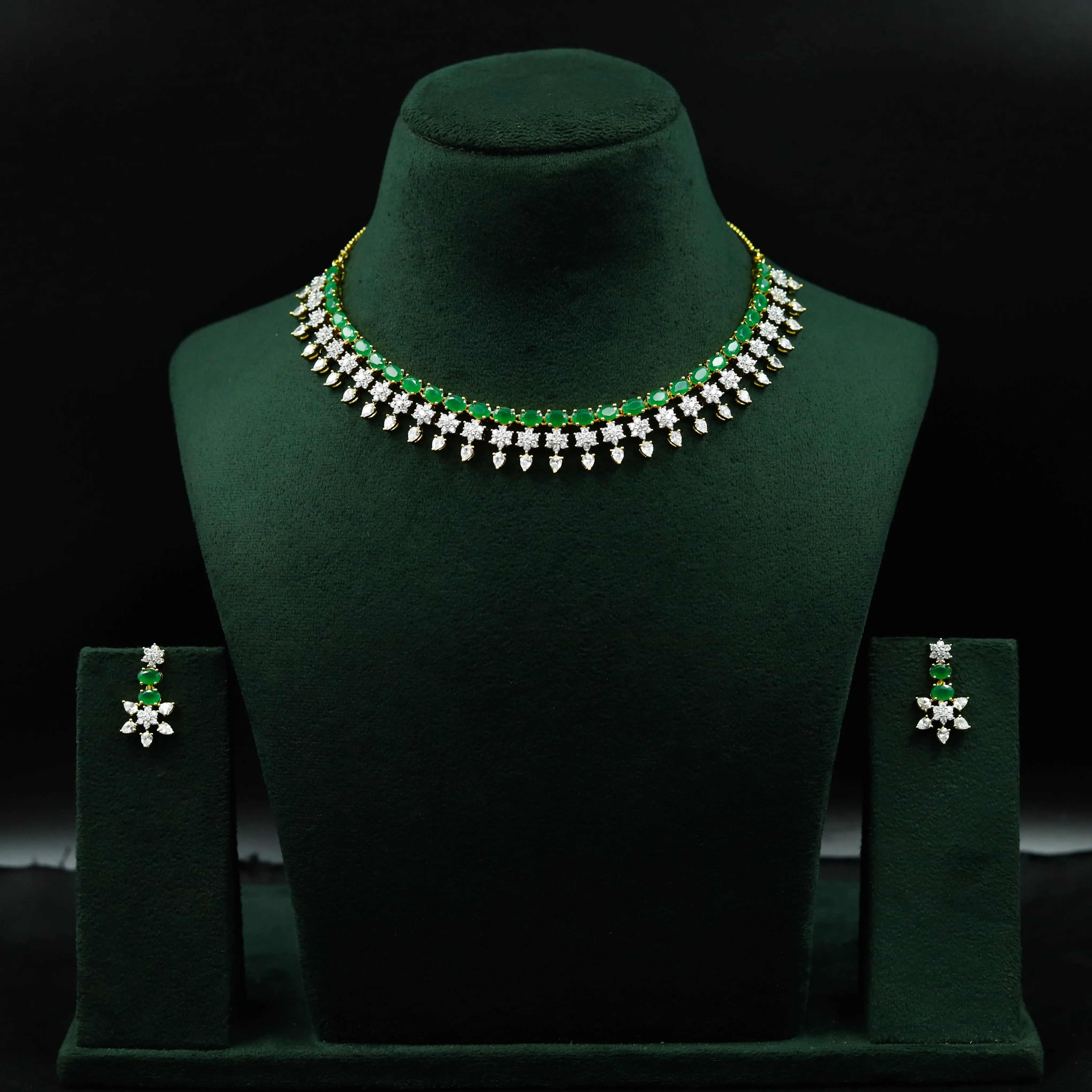 Round Neck Zircon/AD Necklace Set 12765-68