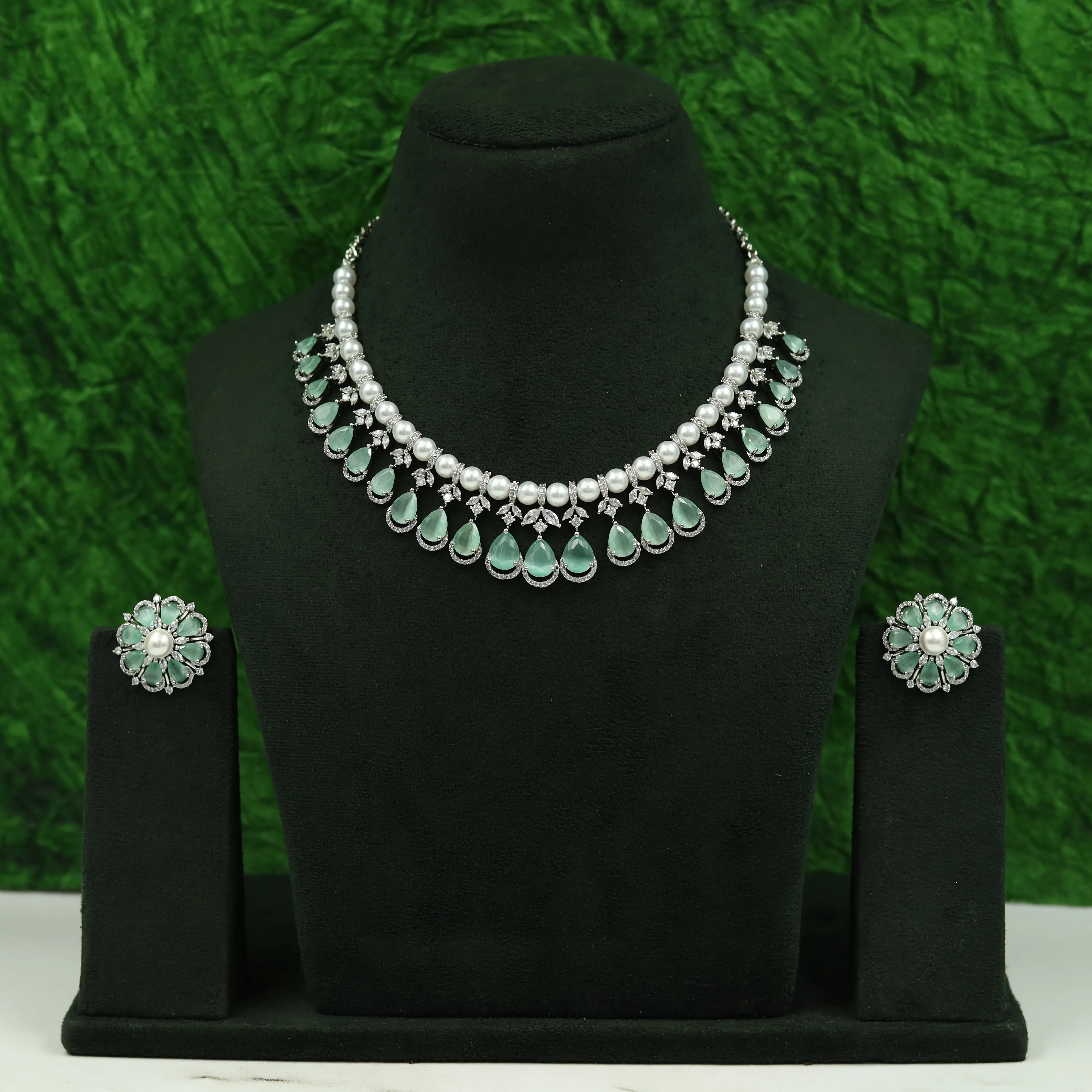 Round Neck Zircon/AD Necklace Set 16554-69