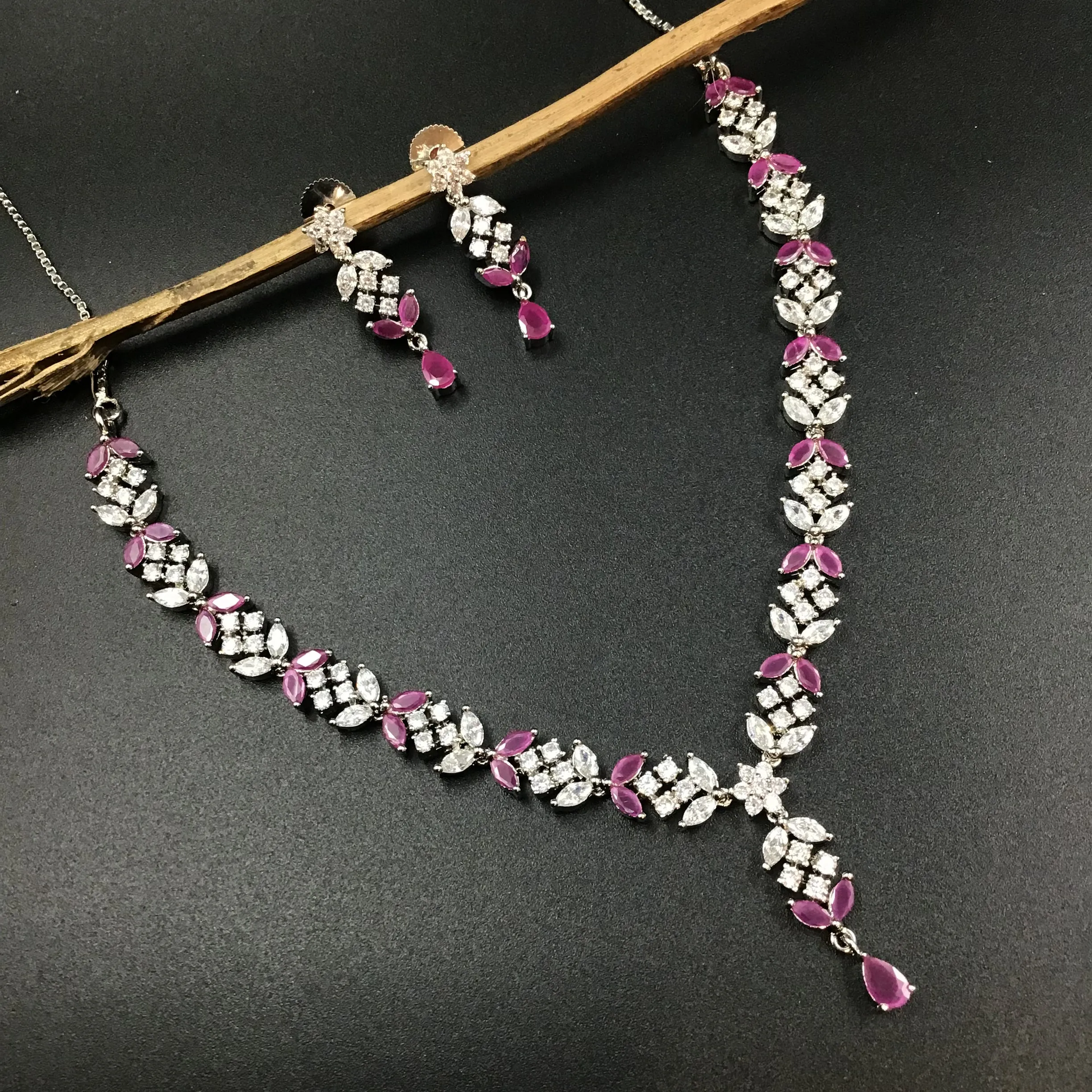 Round Neck Zircon/AD Necklace Set 3154-11