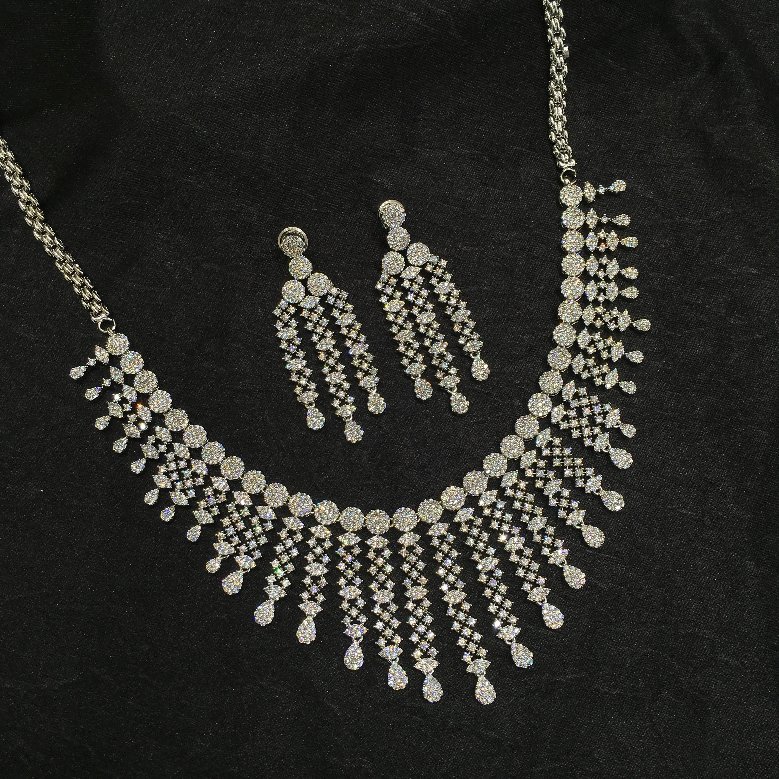 Round Neck Zircon/AD Necklace Set 6123-08