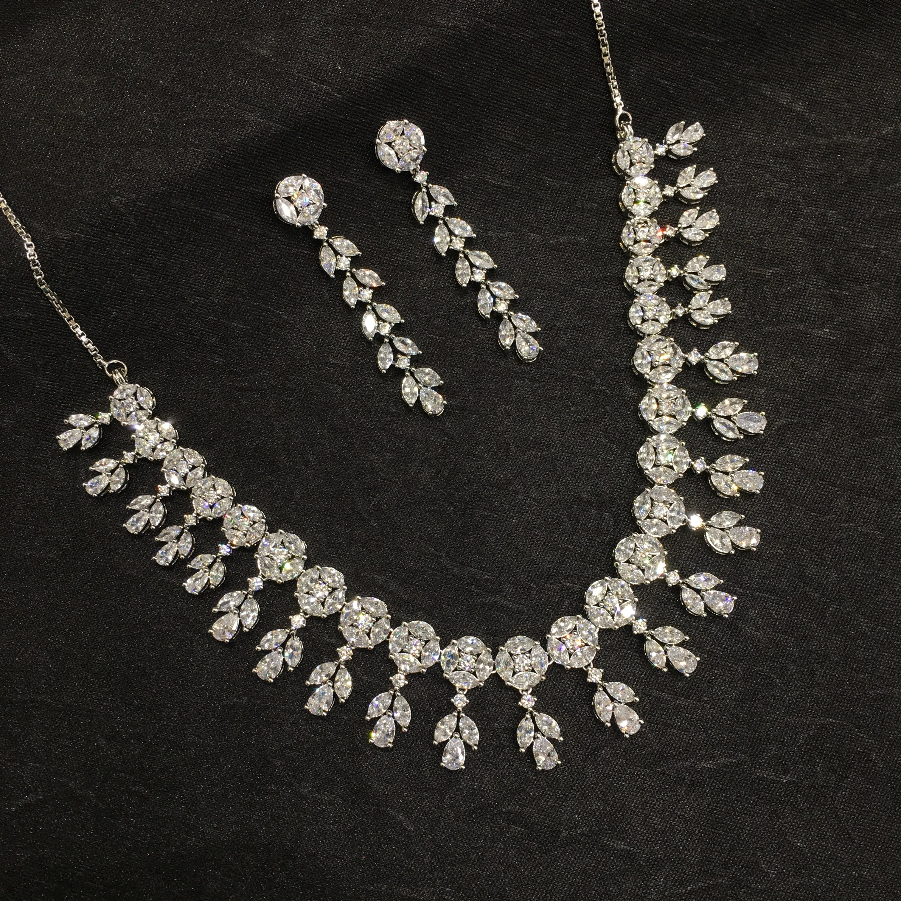 Round Neck Zircon/AD Necklace Set 6124-08