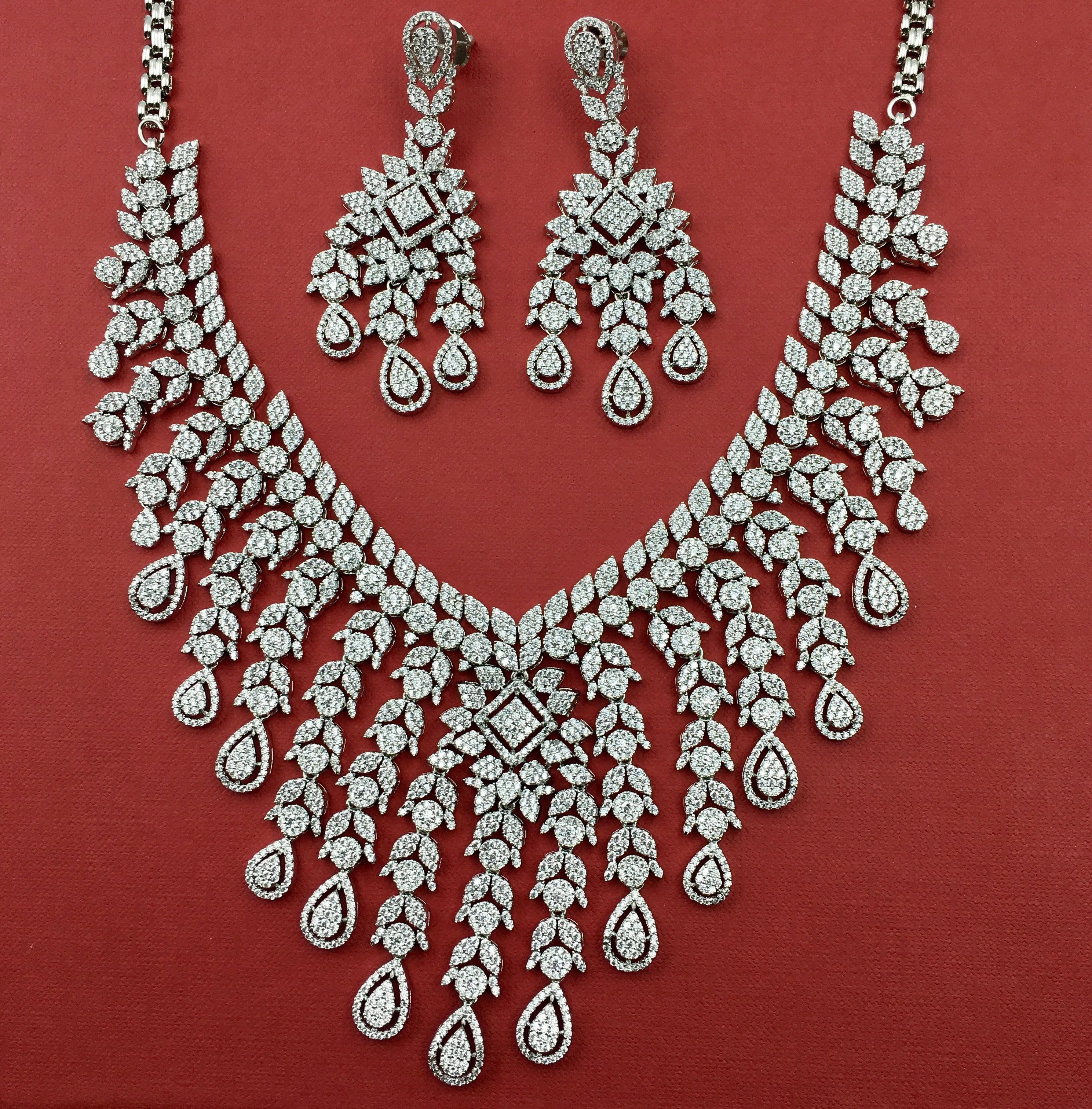 Round Neck Zircon/AD Necklace Set 8570-08