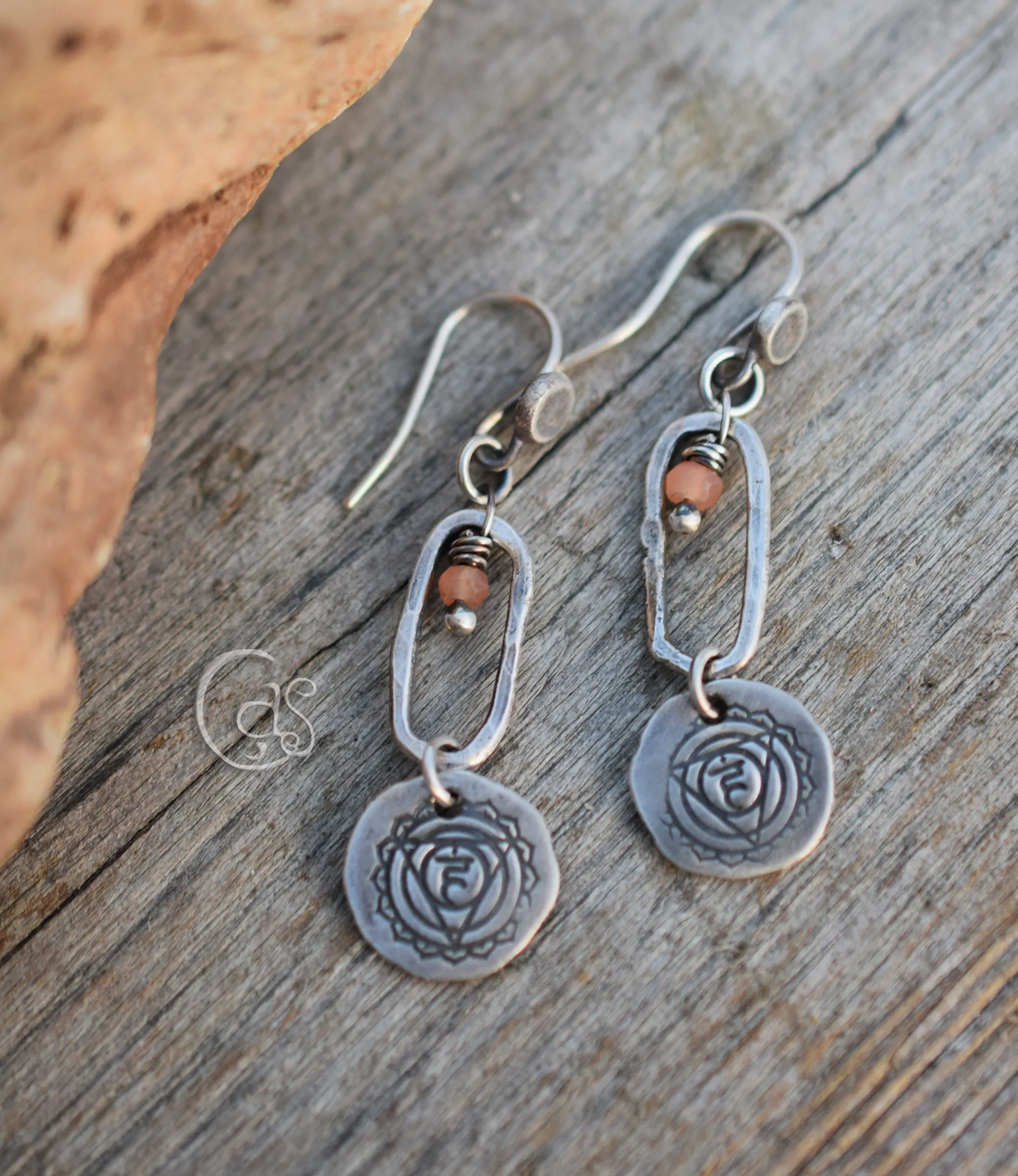 Solar Plexus Chakra Earrings. Fine Silver Dangle Earrings. Moonstone Earrings. Peach Moonstone Gemstones.