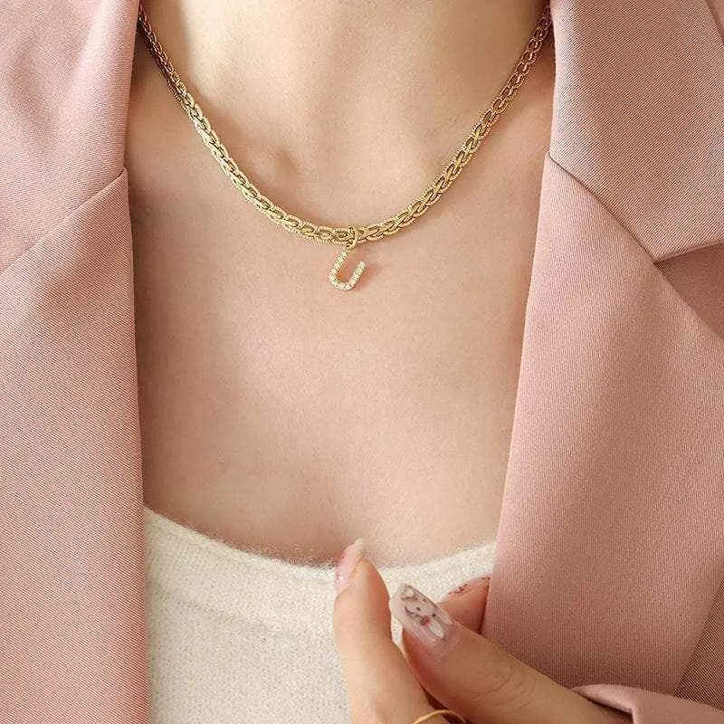 Stylish zircon letter pendant necklace