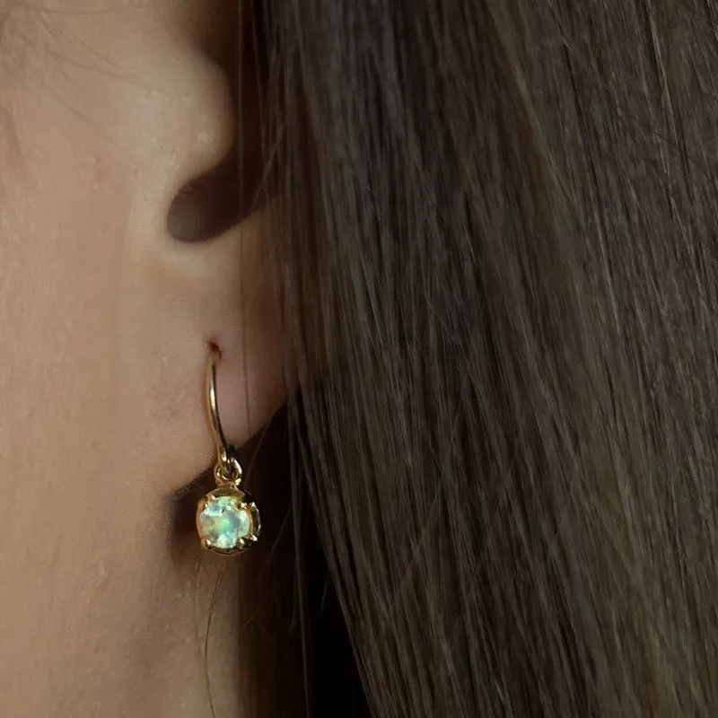 Winkie Earring, Rainbow Moonstone, Gold