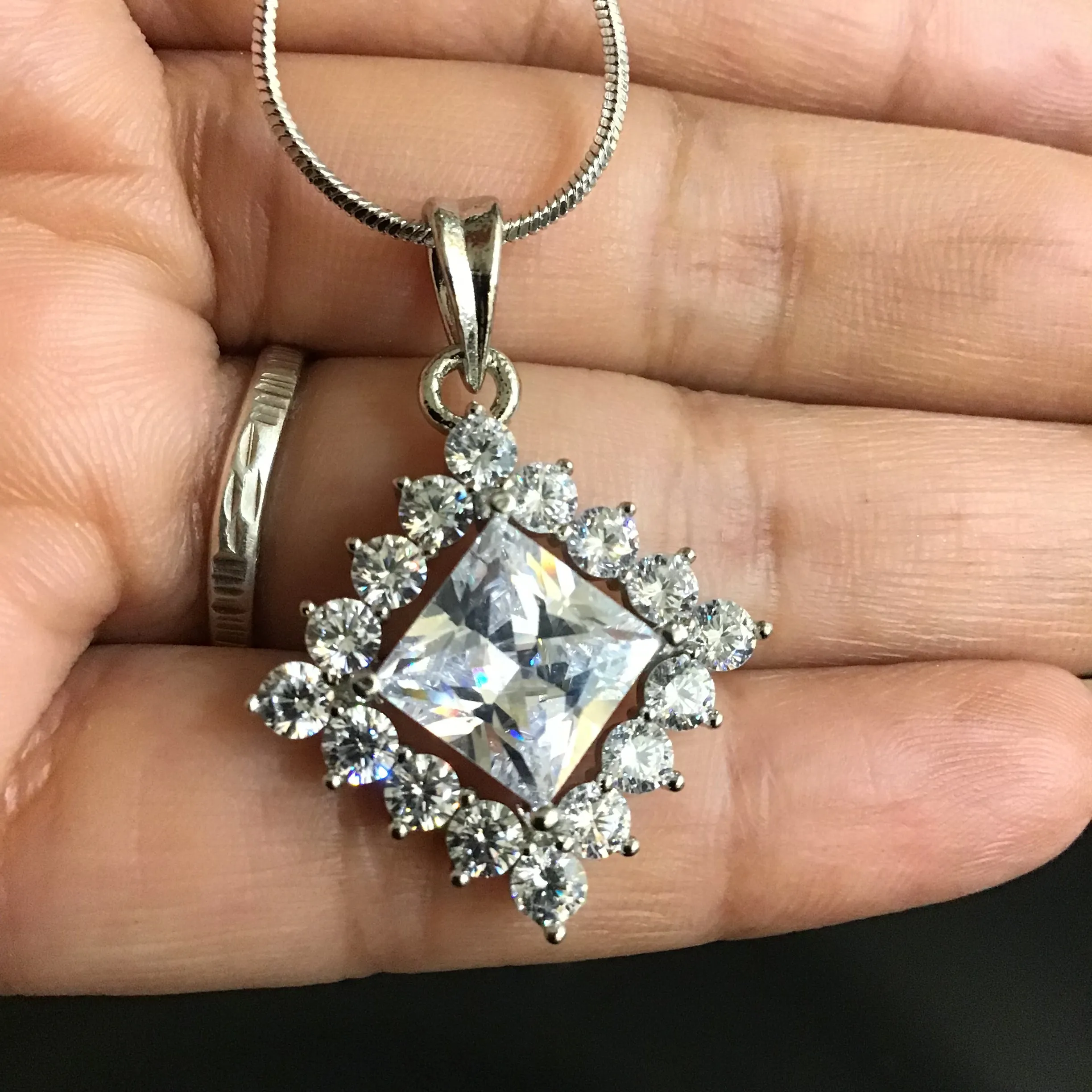 Zircon/AD Pendant Set 1167-69
