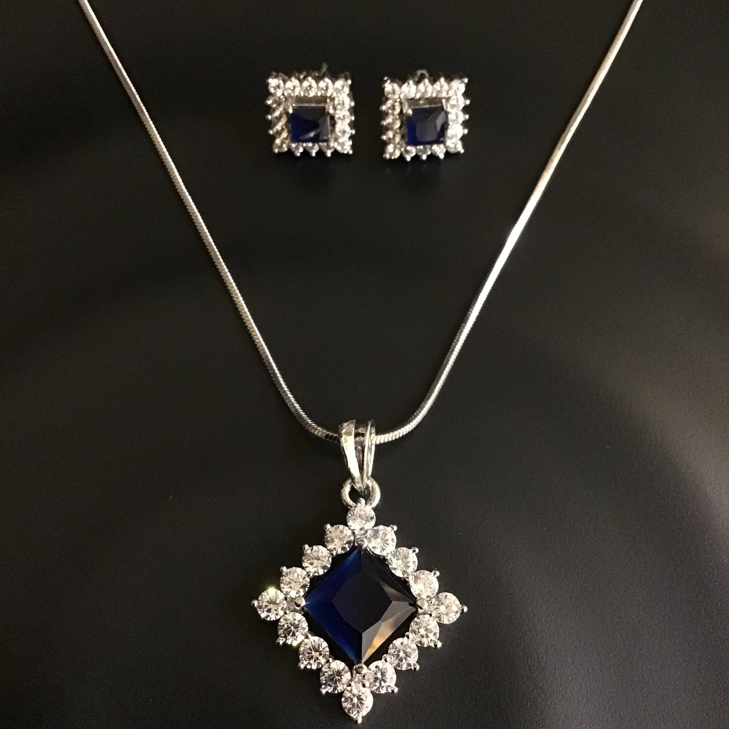 Zircon/AD Pendant Set 1167-69