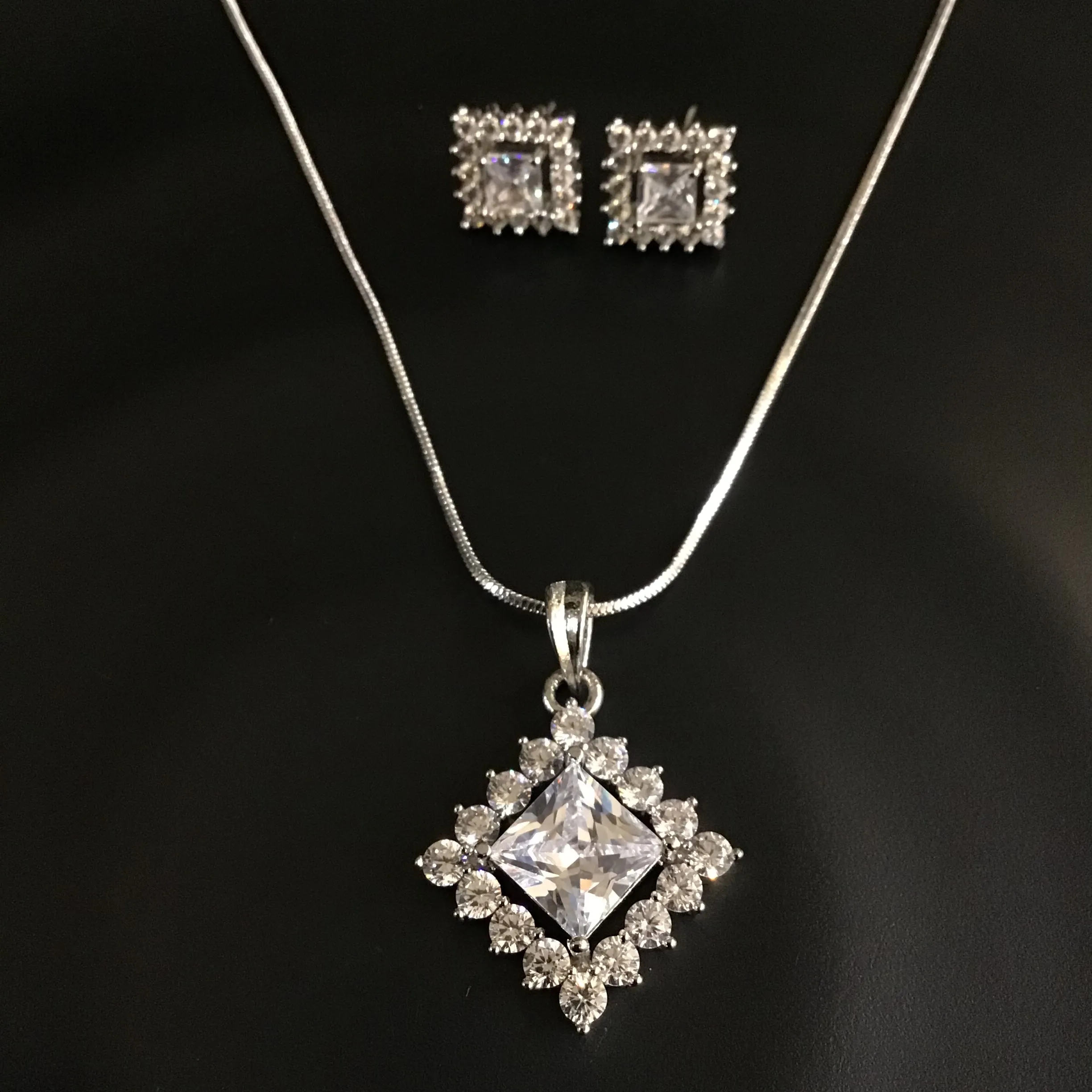 Zircon/AD Pendant Set 1167-69